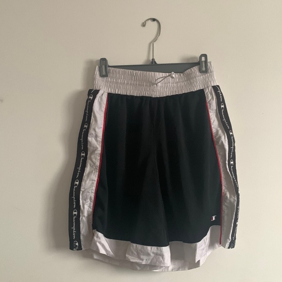 M | Champion Shorts - Picture 1 of 4